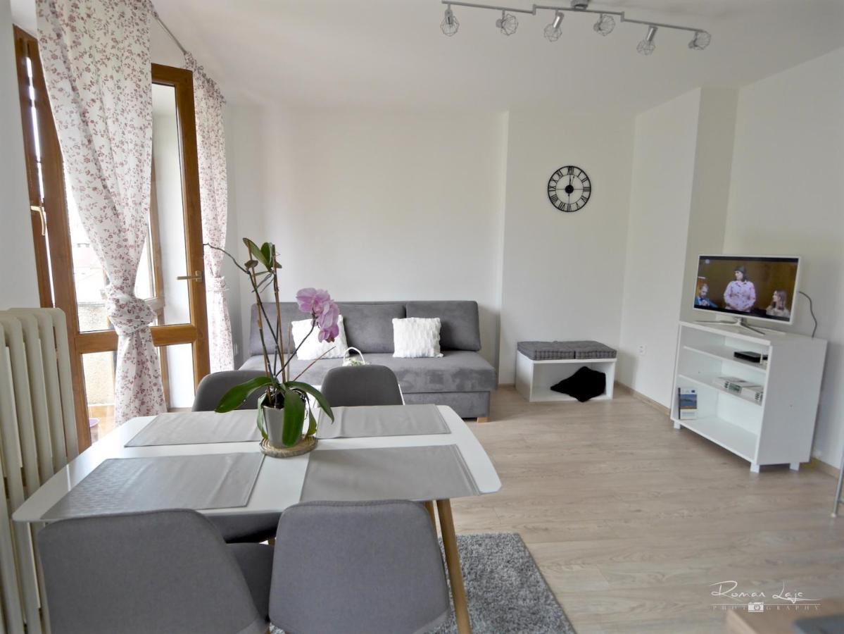 Emily Apartment Košice Esterno foto